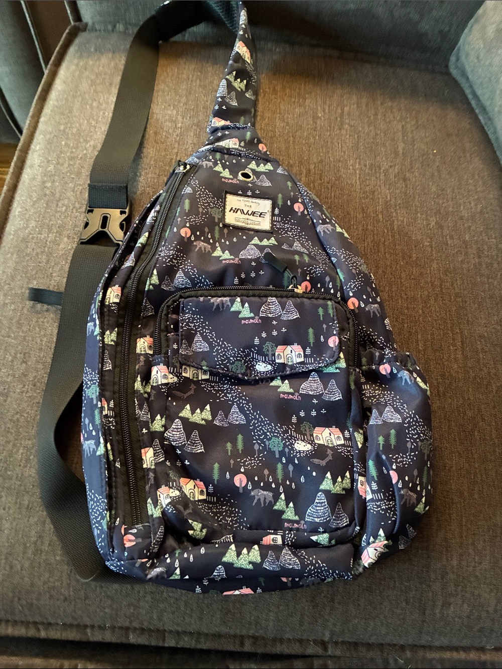 HANWEE Navy Patterned Sling Bag for Women - Casual Daypack